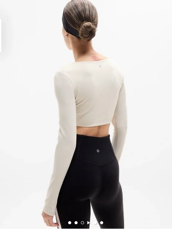 Athleta Long-Sleeve Scoop Crop Top - Picture 4 of 5
